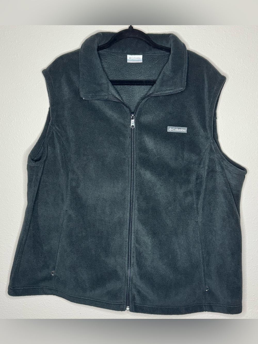 Columbia Black Fleece Vest - Full Zip Women’s Layer